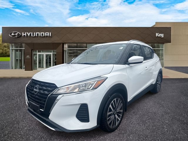 2022 Nissan Kicks SV FWD