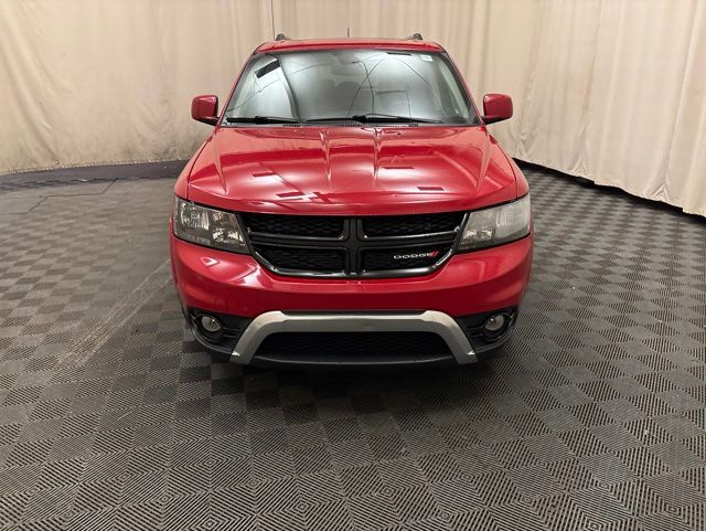 2020 Dodge Journey Crossroad - Image 2