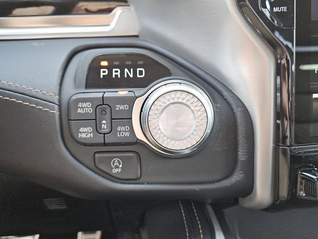 2026 Ram 1500 Tungsten Crew Cab 4x4 5'7" Box