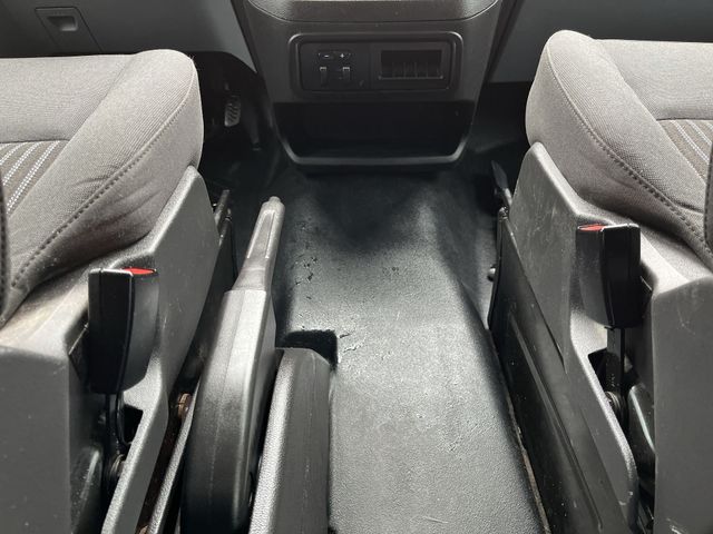 Used 2018 White Ford XLT image 22