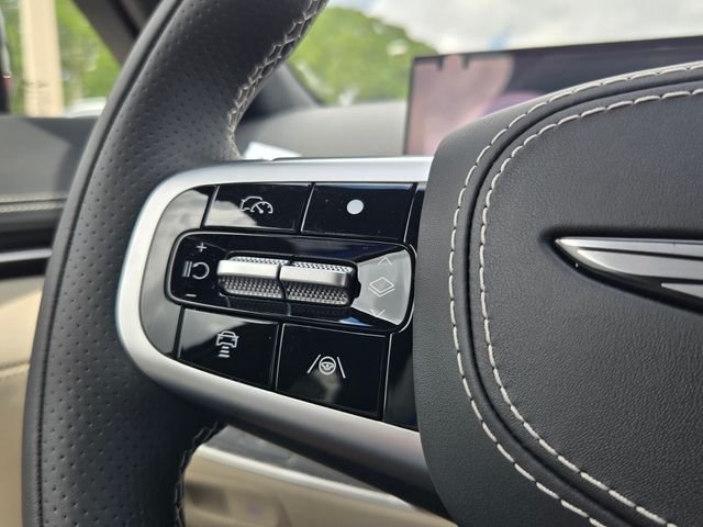 2027 Genesis Gv70