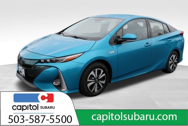 2017 Toyota Prius Prime Advanced 26