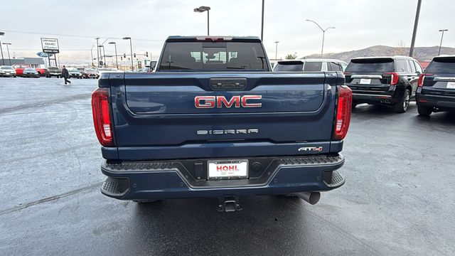 2022 GMC Sierra 2500HD AT4 4