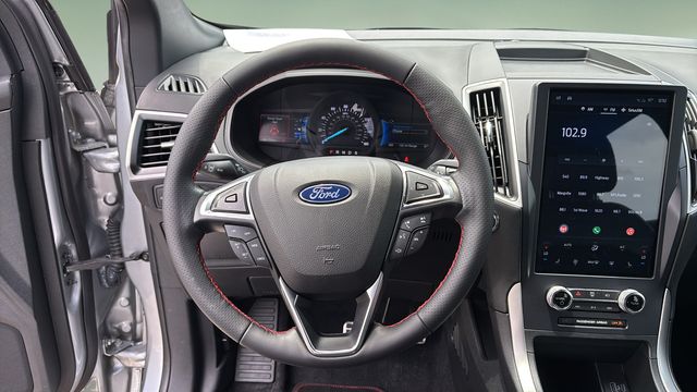 Used 2023 Silver Ford ST Line image 14