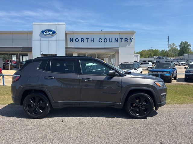 Gray (Granite Crystal Metallic Clearcoat) 2021 Jeep Compass Altitude FWD SUV / Crossover Front-Wheel Drive 6-Speed Automatic