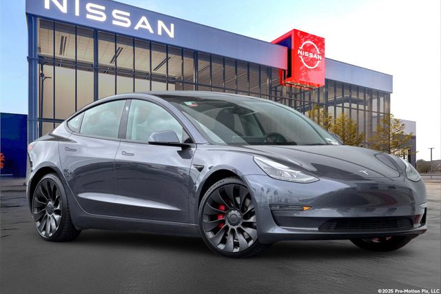 2023 Tesla Model 3 Performance's photo