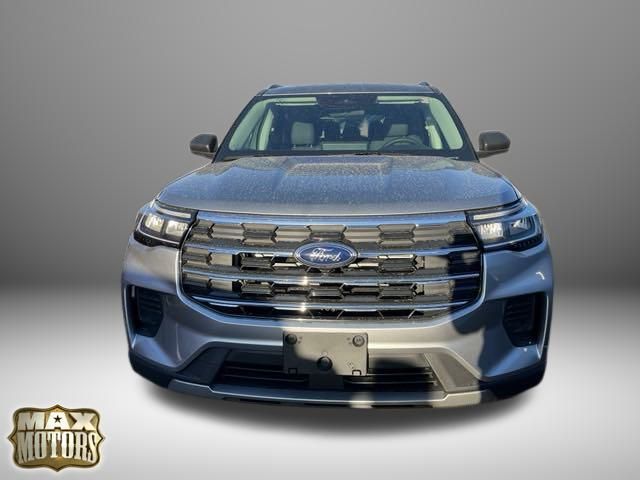 2025 Ford Explorer Active 2