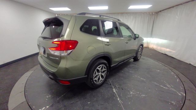 2021 – Subaru – Forester