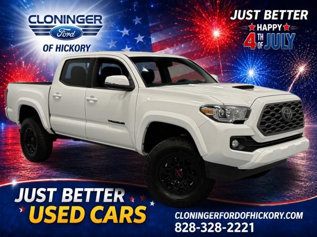 White 2022 Toyota Tacoma Pickup Truck Four-Wheel Drive 6-Speed Manual
