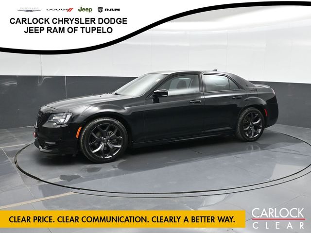 Gloss Black 2023 Chrysler 300 Sedan Rear-Wheel Drive 8-Speed Automatic