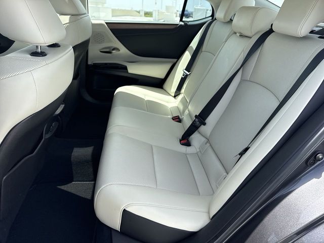 2025 Lexus ES - $46,998