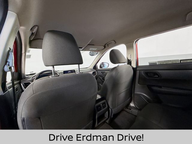 Used 2025 Nissan Rogue SUV