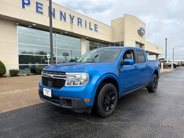  2022 Ford Maverick Lariat SuperCrew AWD   