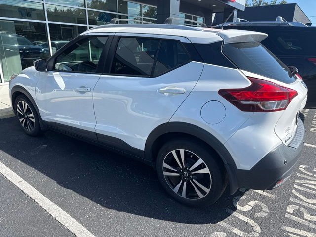 Used 2020 White Nissan SV image 7