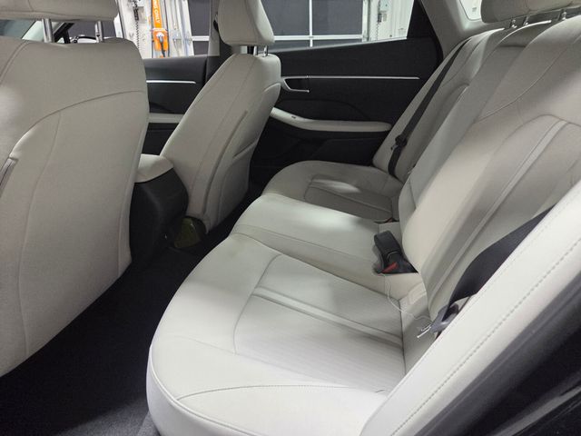 New 2026 Black Hyundai SEL Sport image 6