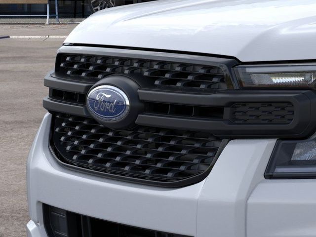 New 2026 Oxford White Ford XL image 17