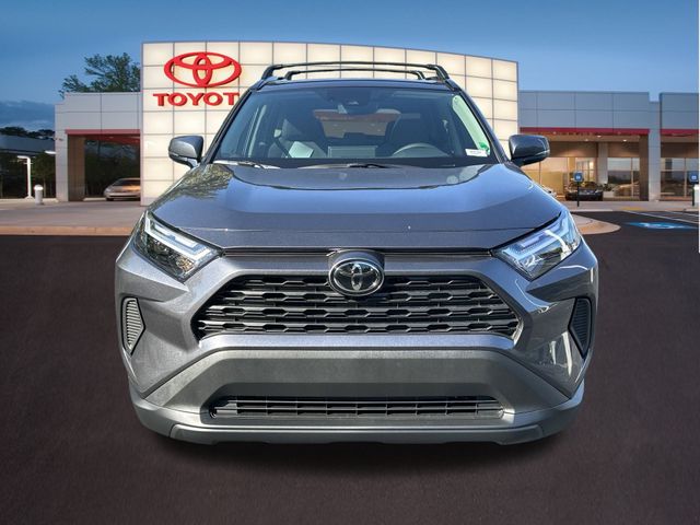 2024 Toyota RAV4 XLE 24