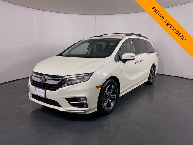 2018 Honda Odyssey Touring 2