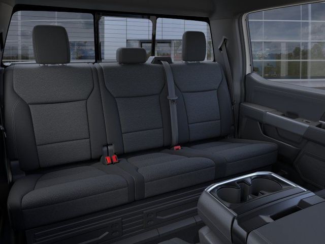 New 2026 Oxford White Ford XLT image 11