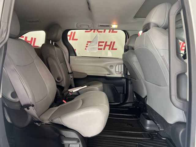 Used 2023 Toyota Sienna Van