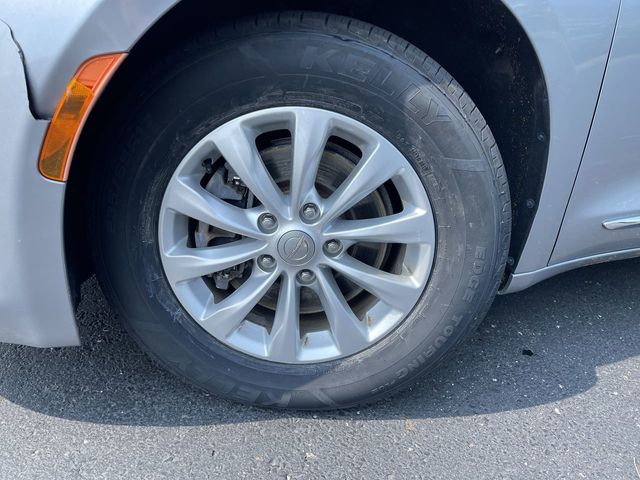 Used 2019 Chrysler Pacifica For Sale in New Hudson, MI