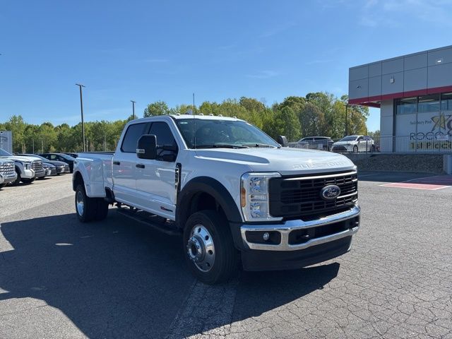 Oxford White 2024 Ford F-450 Super Duty XL Crew Cab LB DRW 4WD Pickup Truck Four-Wheel Drive Automatic