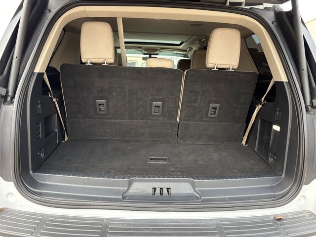 Used 2022 White Ford Limited image 26