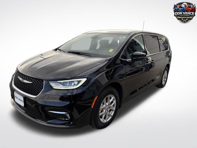 Diamond Black Crystal Pearlcoat 2025 Chrysler Pacifica Select FWD Minivan Front-Wheel Drive 9-Speed Automatic