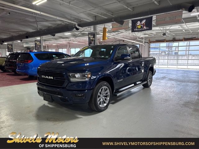 Patriot Blue Pearlcoat 2022 RAM 1500 Laramie Crew Cab 4WD Pickup Truck Four-Wheel Drive 8-Speed Automatic