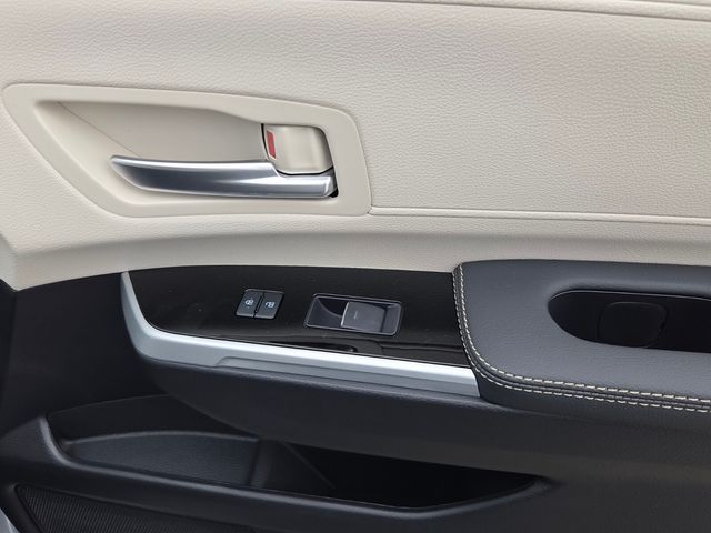 New 2026 Toyota Sienna Van