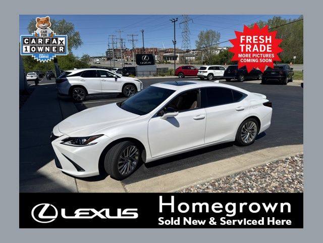 Eminent White Pearl 2023 Lexus ES Hybrid 300h Luxury FWD Sedan Front-Wheel Drive Continuously Variable Transmission
