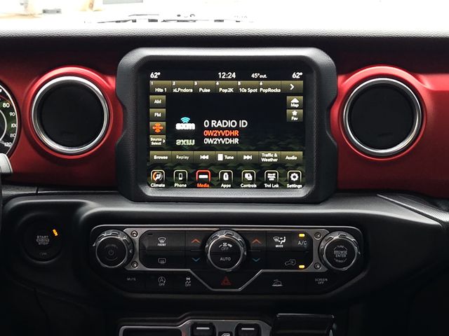 Used 2021 Green Jeep Unlimited Rubicon image 12