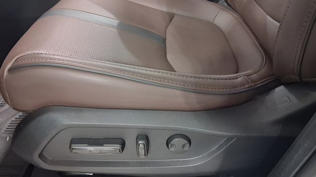 Used 2025 Honda Pilot SUV