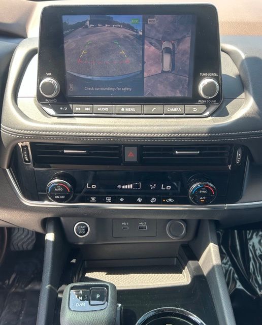 NissanRogue15