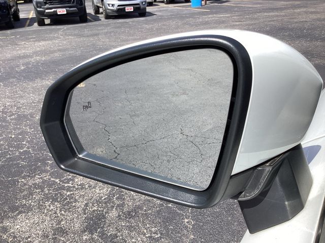 Used Car 2024 Volkswagen Taos  1.5t Se For Sale Under $20,000 In San Antonio, Texas