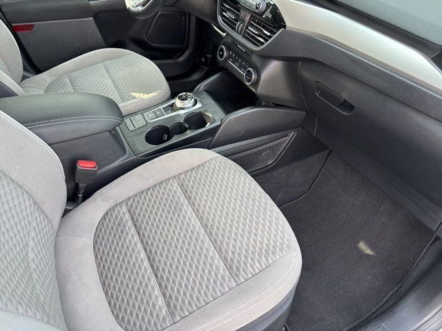 2020 Ford Escape SE Sport Hybrid photo