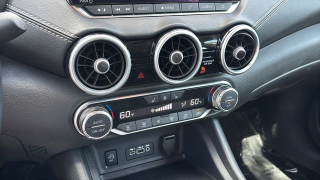 Used 2025 White Nissan SV image 30