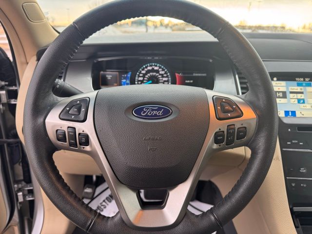2018 Ford Taurus SEL