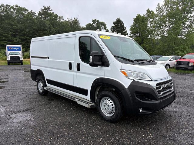 Bright White Clearcoat 2025 RAM ProMaster Van 9-Speed Automatic