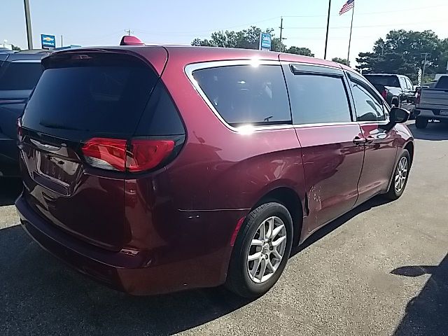Used 2017 Chrysler Pacifica Van