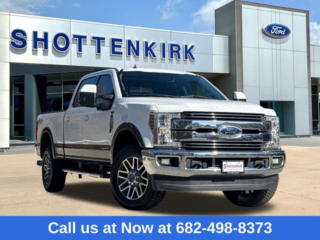 2019 Ford F-250 Super Duty Lariat Crew Cab 4WD
