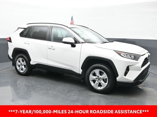 2021 Toyota RAV4 XLE 10