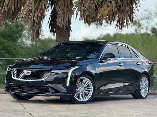 2022 Cadillac CT4