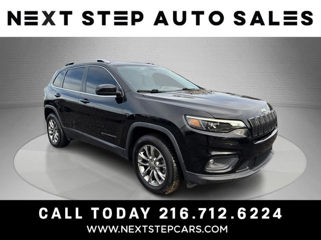 Diamond Black Crystal Pearlcoat 2019 Jeep Cherokee Latitude Plus 4WD SUV / Crossover Four-Wheel Drive 9-Speed Automatic
