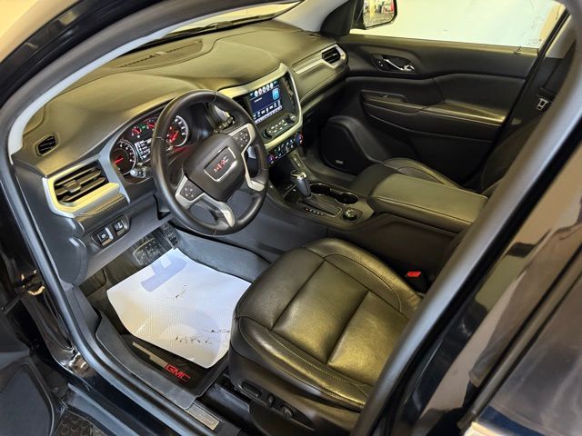 2017 GMC Acadia SLT-1 photo