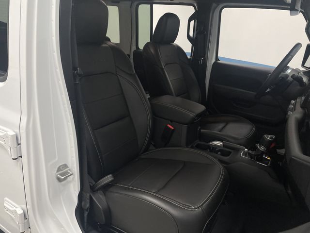 2022 Jeep Wrangler Unlimited Sahara 4xe photo