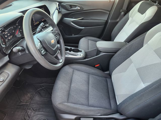 Used 2024 Chevrolet Trax SUV