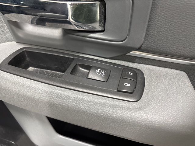 2017 RAM 1500 Big Horn photo