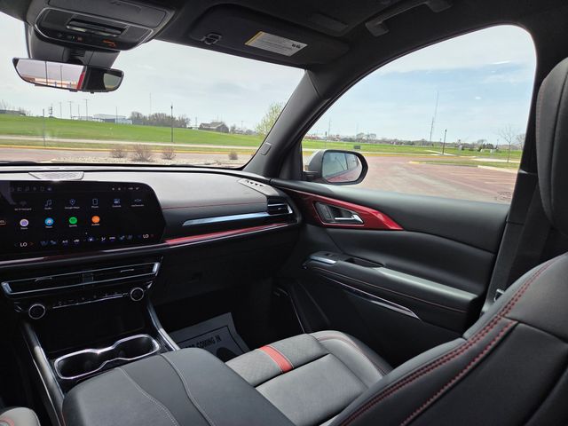 2024 Chevrolet Traverse AWD RS