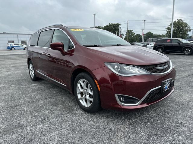 Used 2018 Red Chrysler Touring L Plus image 11